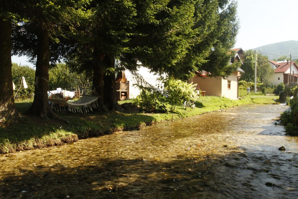 House Drakulic Hotel Korenica Bagian luar foto