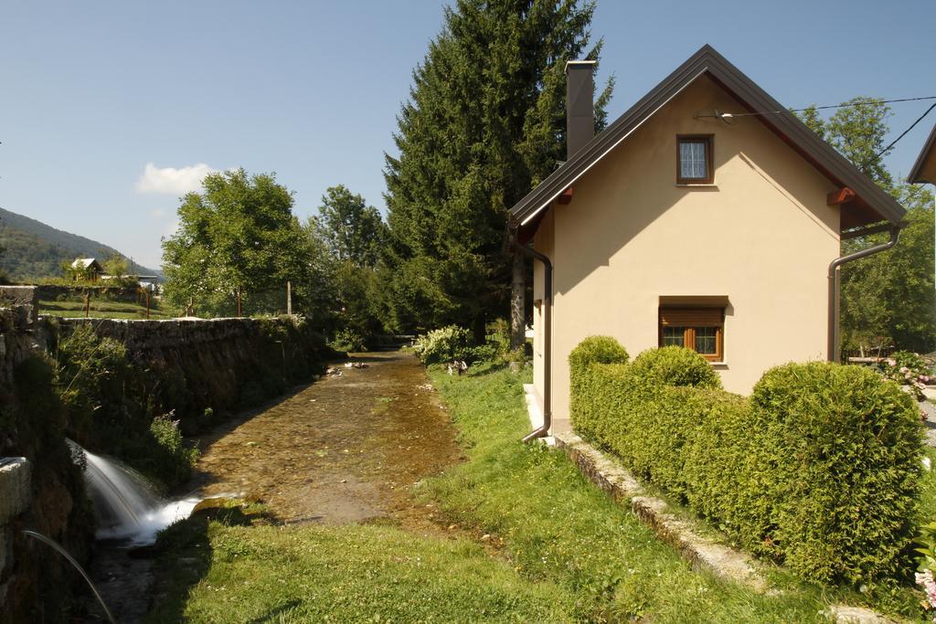 House Drakulic Hotel Korenica Bagian luar foto