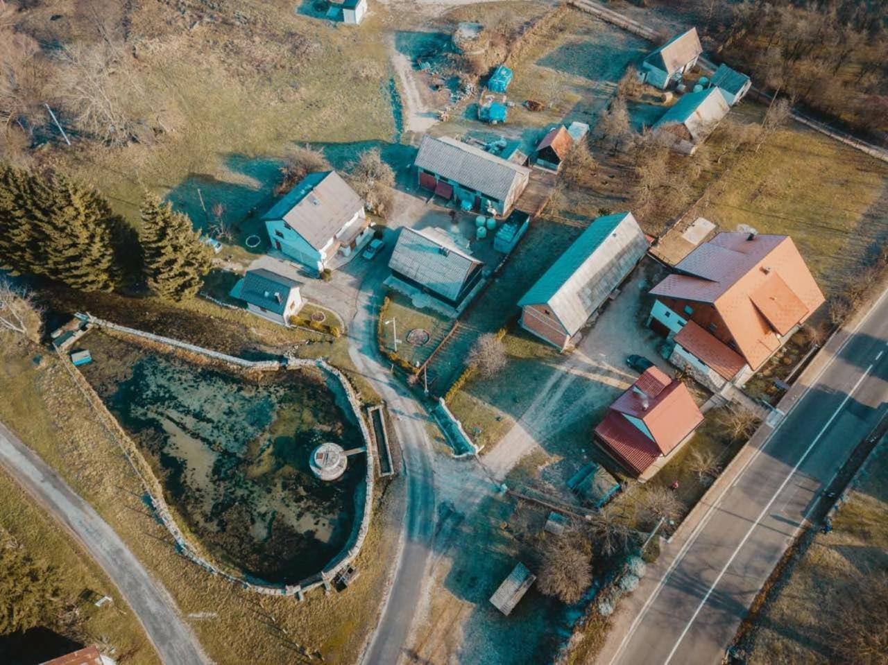 House Drakulic Hotel Korenica Bagian luar foto